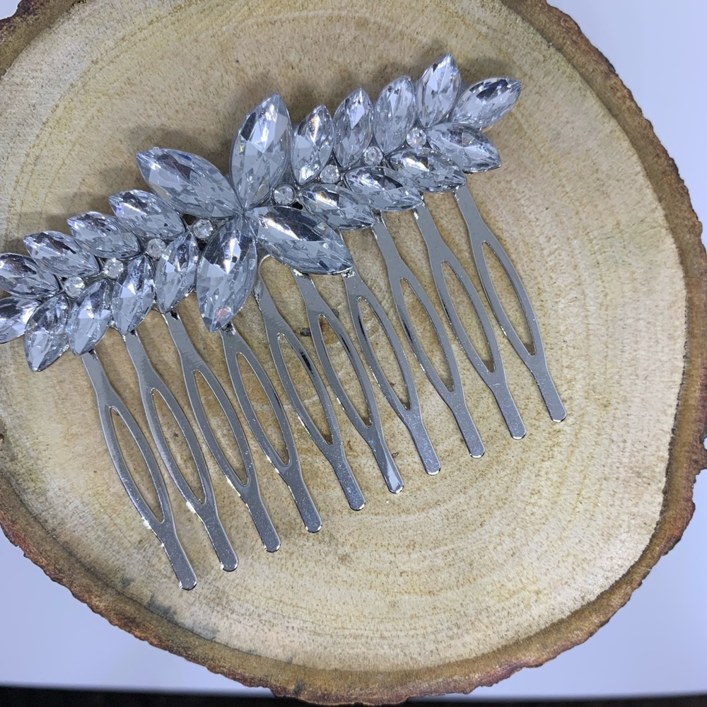 HAIR COMB - Picture 3 of 3